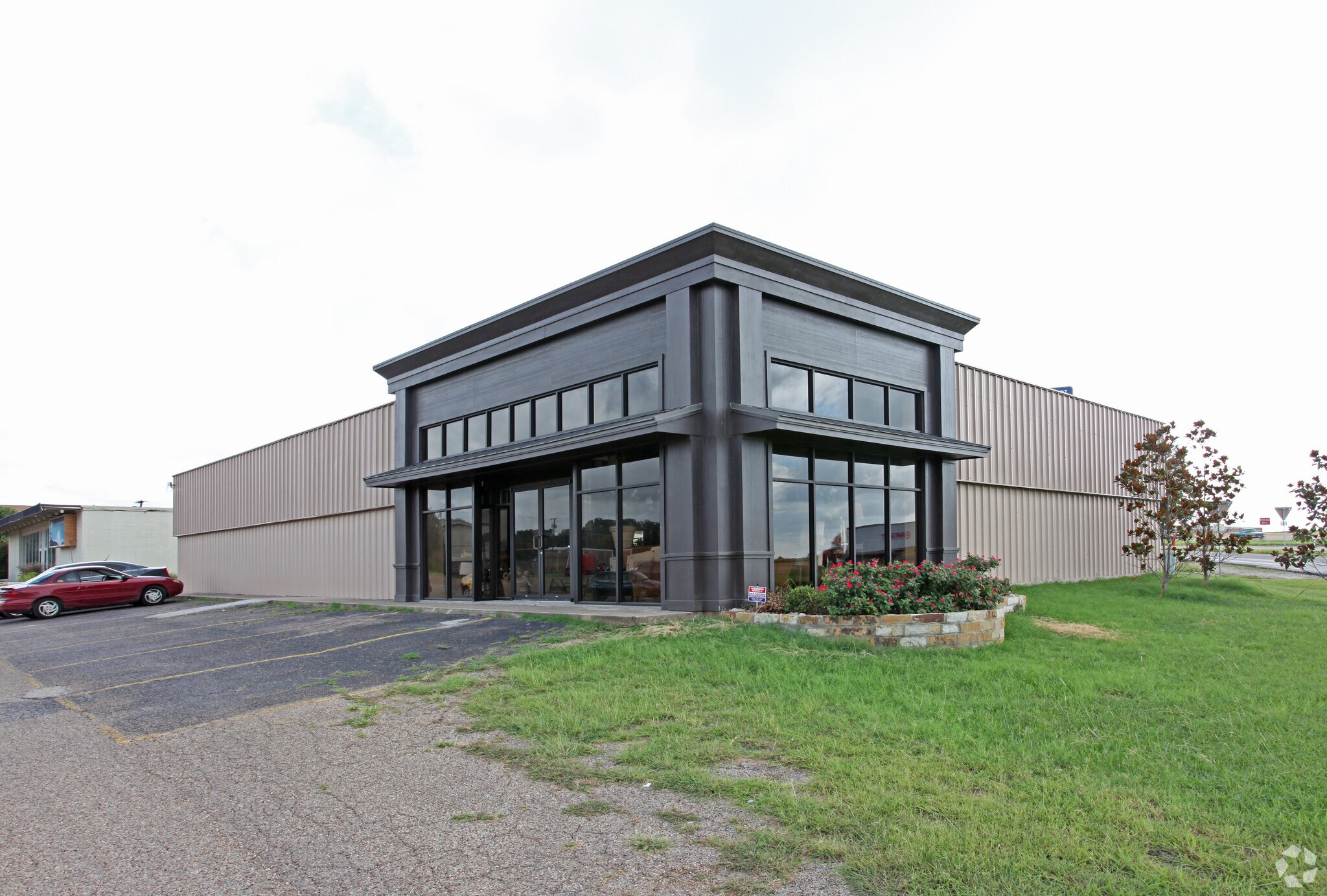1411 N Highway 67, Midlothian, TX for sale Building Photo- Image 1 of 1