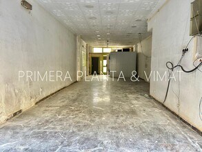 Retail in Mataró, Barcelona for lease Interior Photo- Image 2 of 4