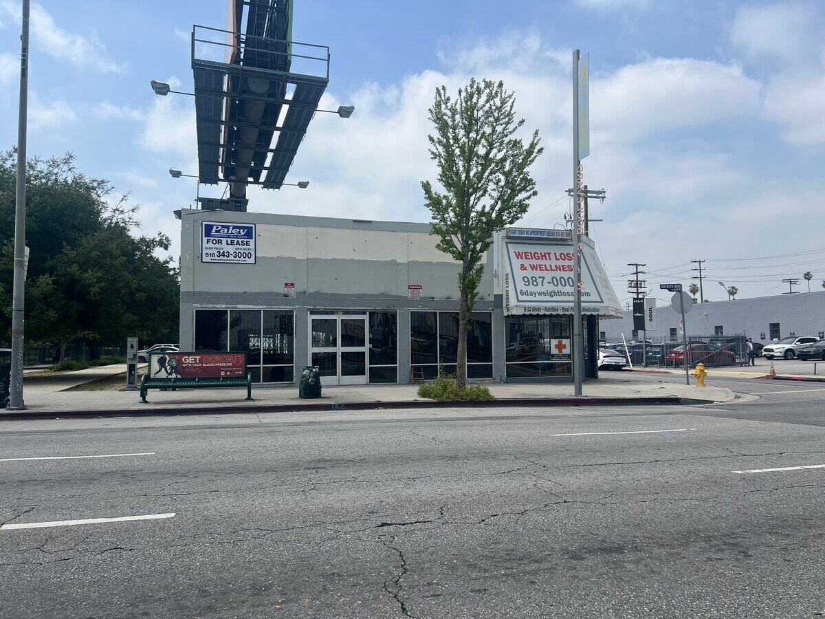 6073 Van Nuys, Van Nuys, CA 91401