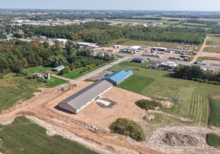 10 Opportunity Dr, Abbotsford, WI for lease - Building Photo - Image 2 of 17