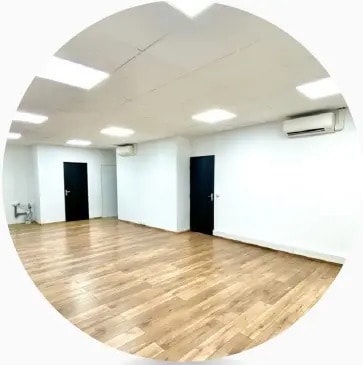 Office in Marseille for lease - Interior Photo - Image 2 of 5