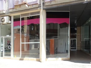 Retail in Amposta, Tarragona for lease Interior Photo- Image 2 of 7