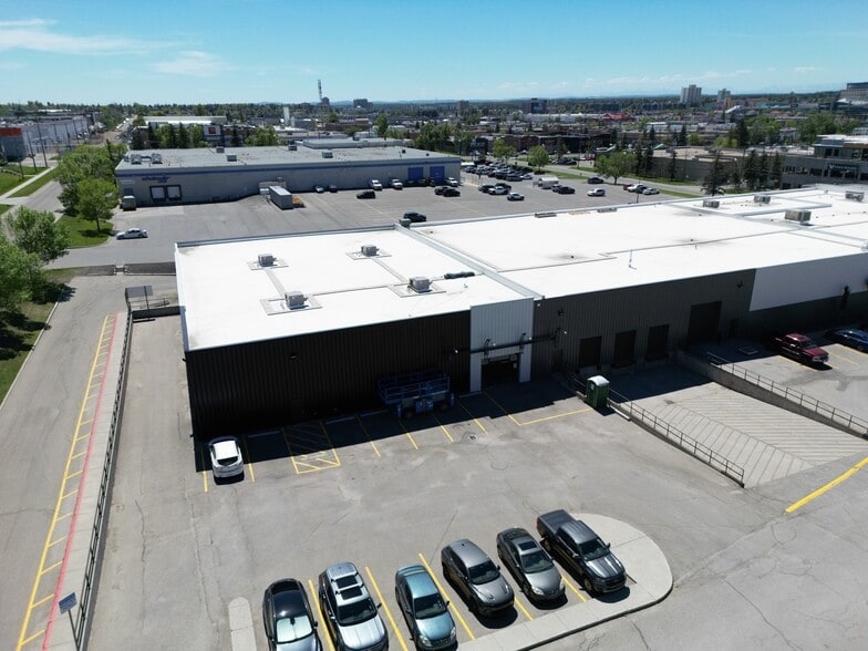 5716 1st St SE, Calgary, AB for lease - Building Photo - Image 2 of 4