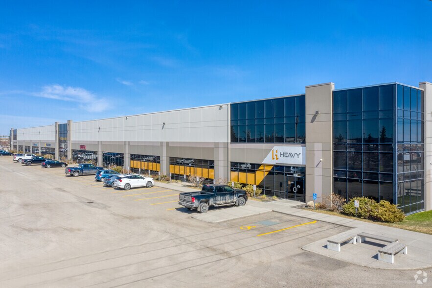 91049196 52nd St SE, Calgary, AB T2C 5A9