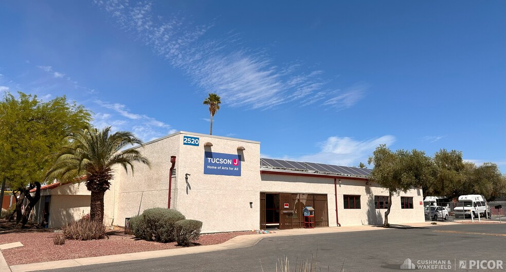 2520 N Oracle Rd, Tucson, AZ for sale - Building Photo - Image 1 of 5