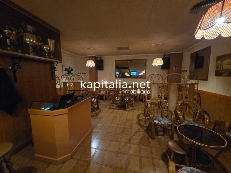 de Joan Xxiii, Ontinyent, Sant Rafael, 1, València, Valencia for sale - Building Photo - Image 2 of 7