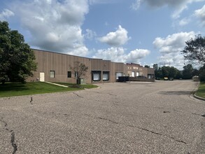 11074 179th Ave, Elk River, MN for lease Building Photo- Image 2 of 5