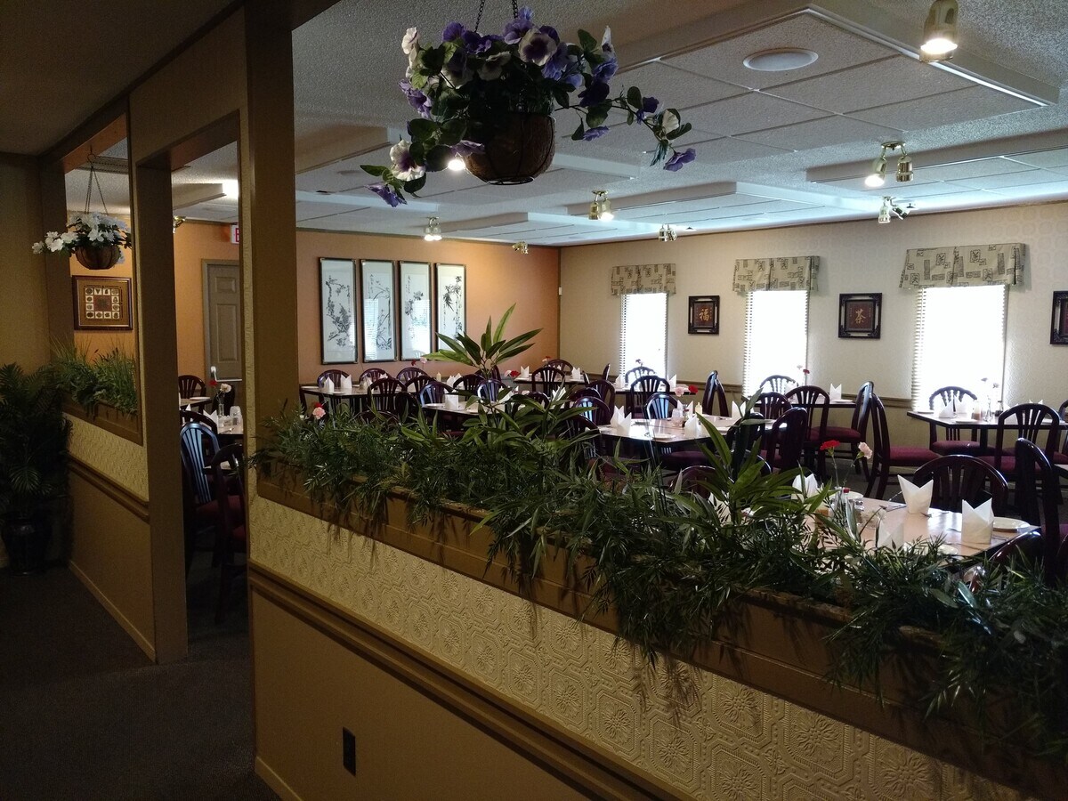 376 Lyndoch St, Corunna, ON N0N 1G0