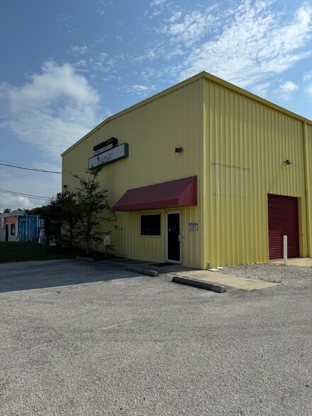 1644 Land O Lakes Blvd, Lutz, FL for lease - Building Photo - Image 2 of 17