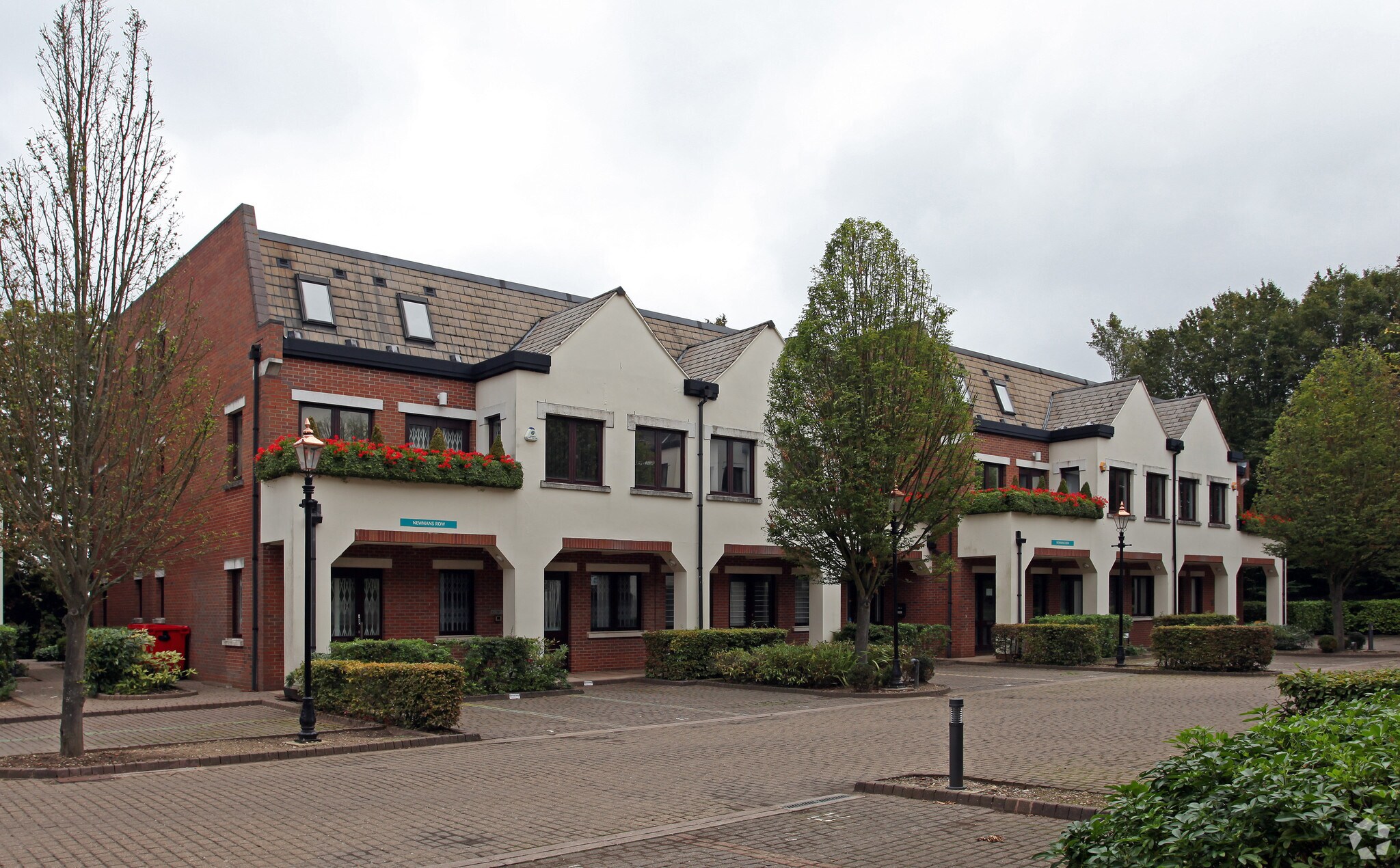 Newmans Row, Lincoln Rd, High Wycombe for sale Primary Photo- Image 1 of 1