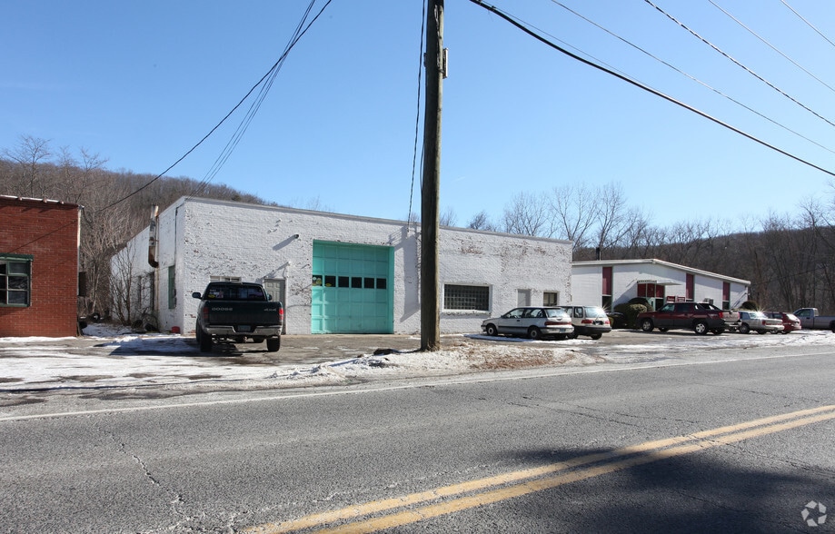 50 Thomaston Rd, Litchfield, CT for lease - Building Photo - Image 3 of 14