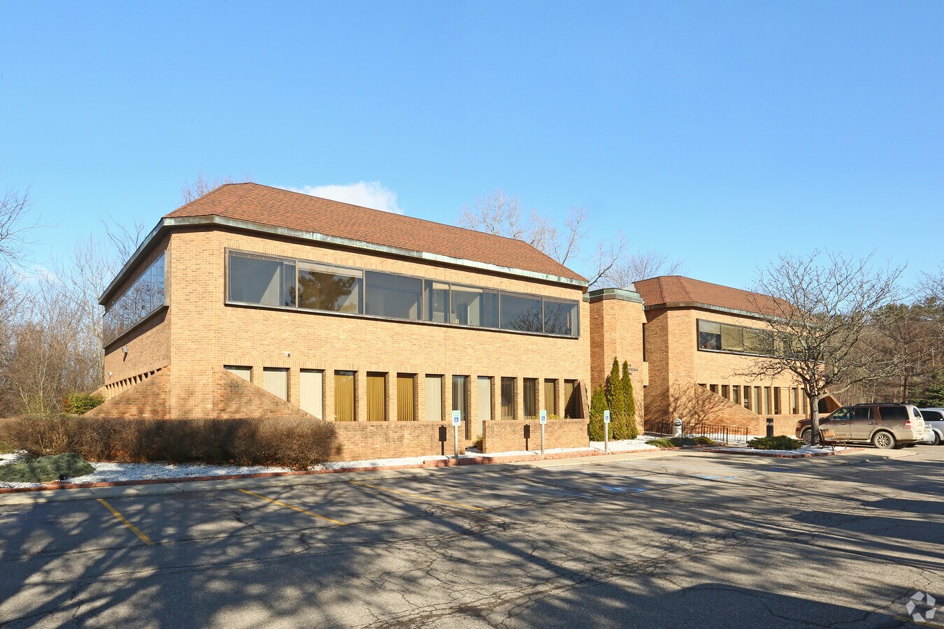 4870 Clark Rd, Ypsilanti, MI 48197