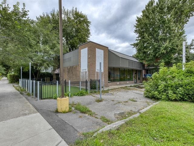 1905 Rue De Salaberry, Montréal, QC for sale - Building Photo - Image 2 of 5