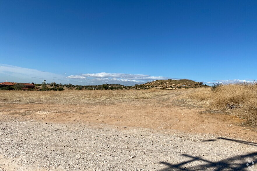 Jardins Perejil, 6, Campo Real, Madrid for sale - Primary Photo - Image 1 of 1