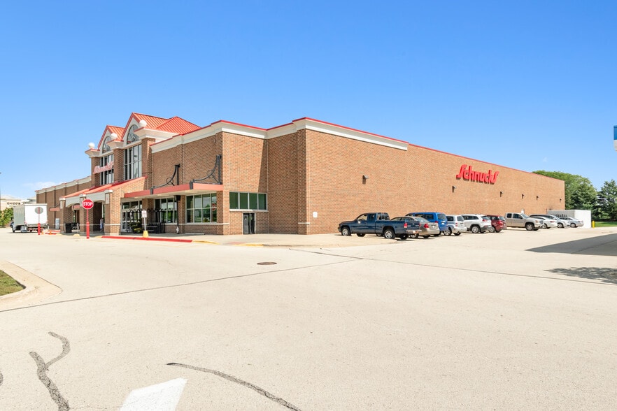 2206 Barnes Blvd, Rockford, IL for sale - Building Photo - Image 2 of 20