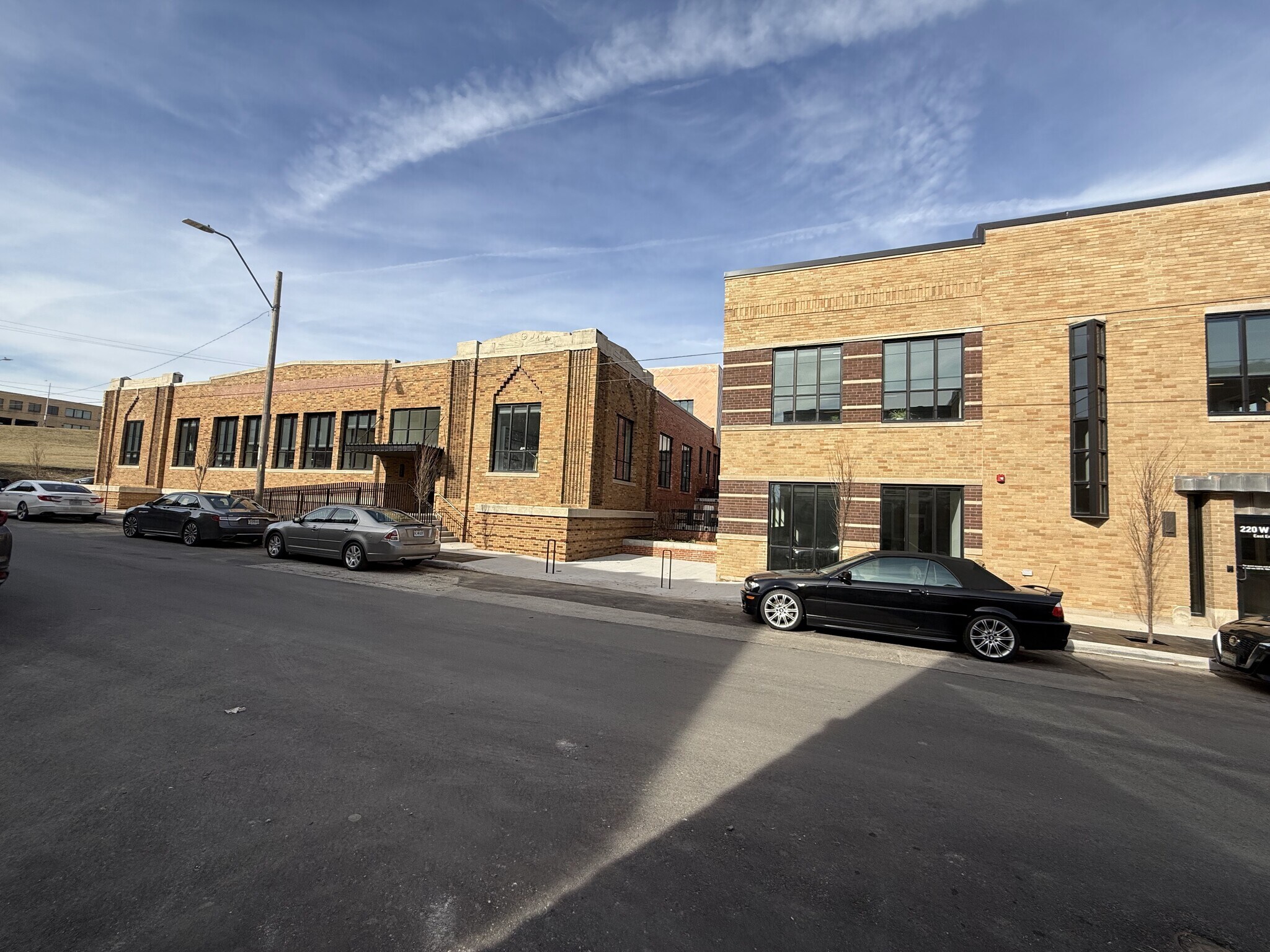 220 W 18th St, Kansas City, MO for lease Building Photo- Image 1 of 16