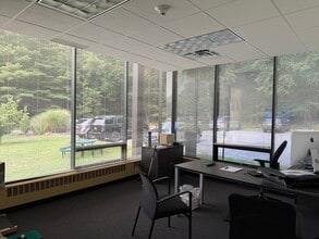 555 Pleasantville Rd, Briarcliff Manor Village, NY for lease Interior Photo- Image 1 of 9