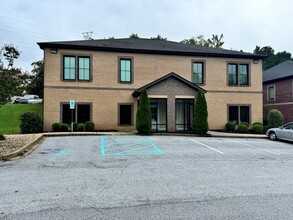 501 Roper Creek Dr, Greenville, SC for lease Building Photo- Image 1 of 1