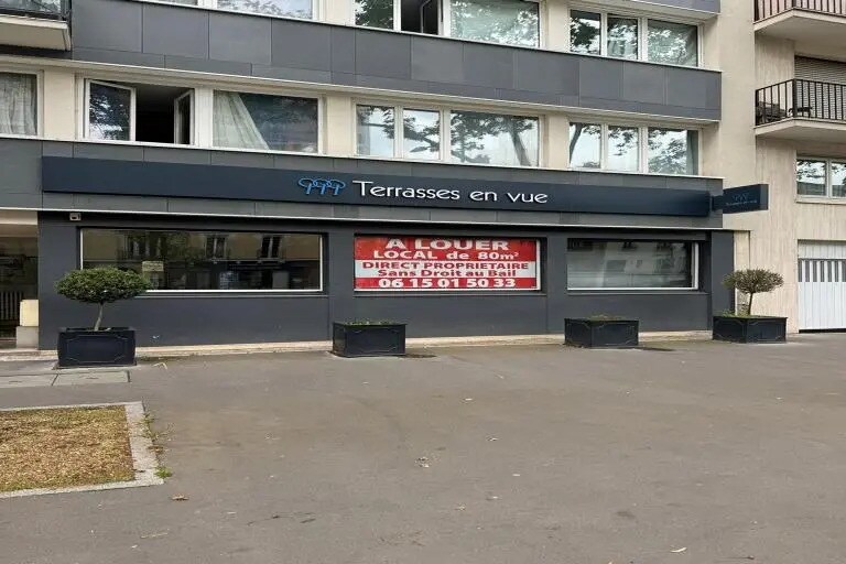 Office in Boulogne-Billancourt for lease Building Photo- Image 1 of 7