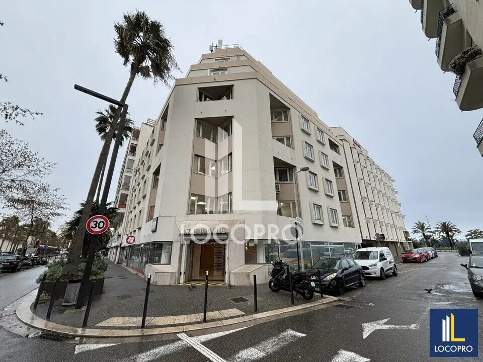 Office in Nice for lease Building Photo- Image 1 of 12