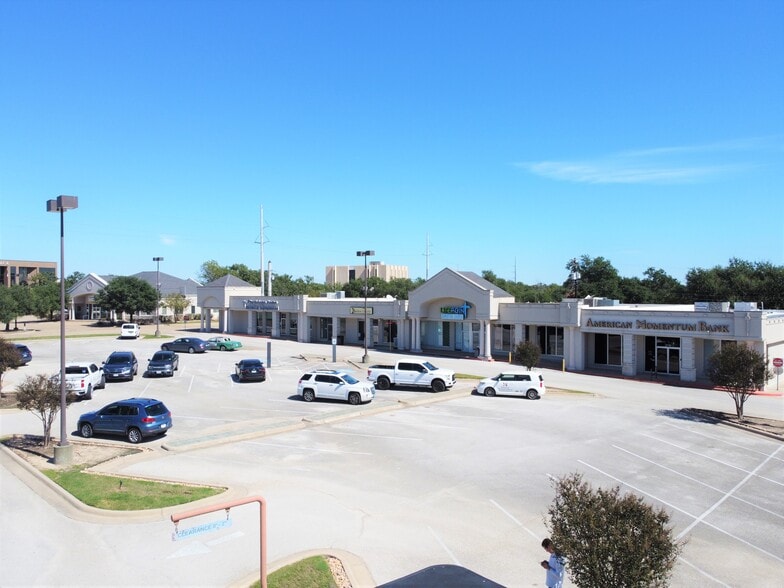 1100 Briarcrest Dr, Bryan, TX for sale - Building Photo - Image 1 of 1