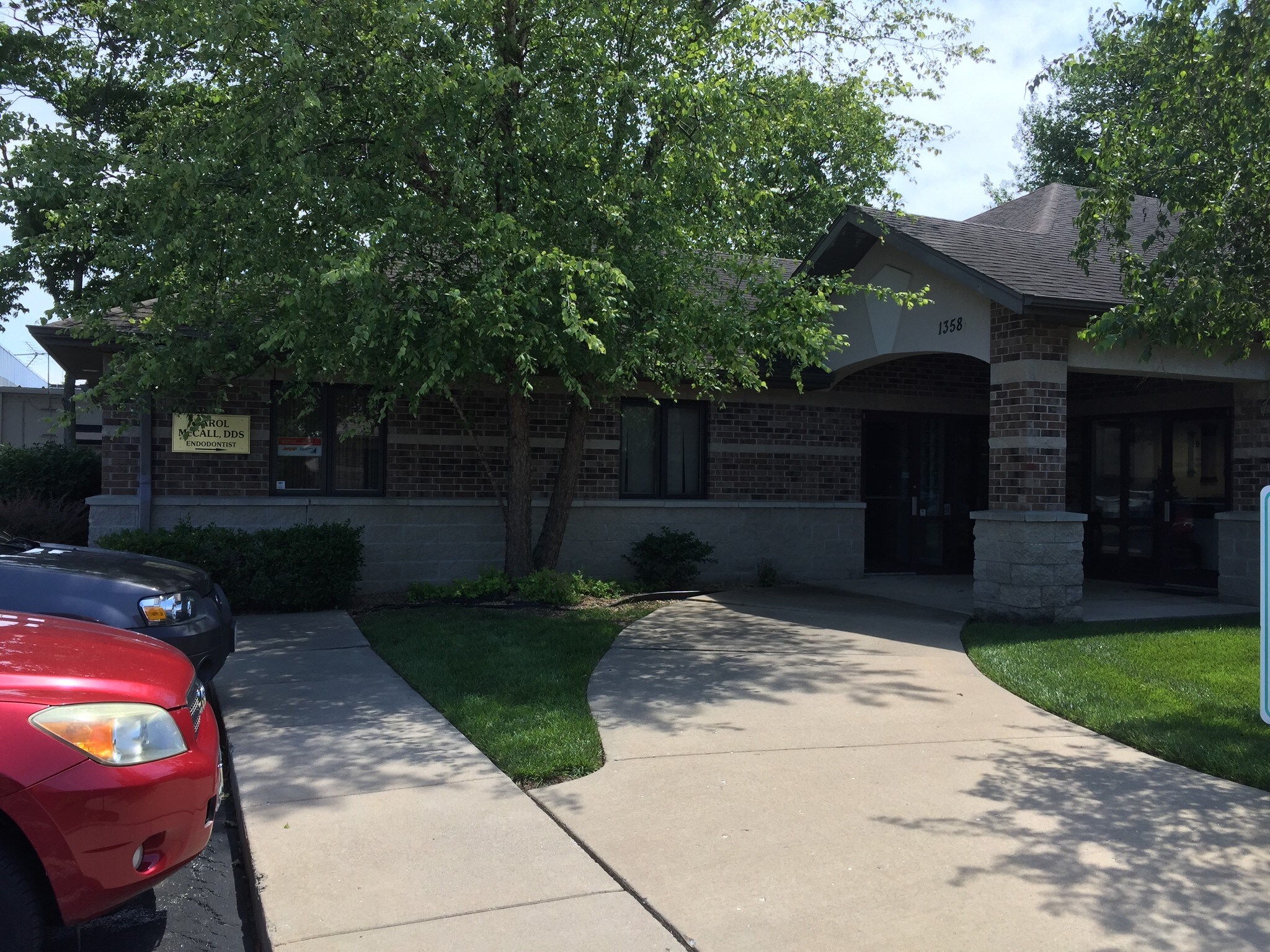 1354 E Kingsley St, Springfield, MO for sale Building Photo- Image 1 of 1