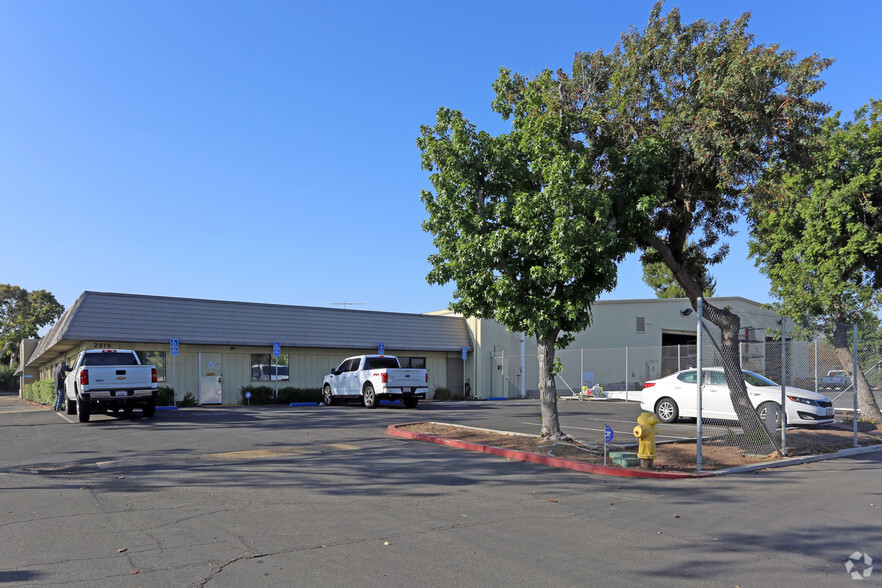 2970 Myers St, Riverside, CA for lease - Building Photo - Image 2 of 7