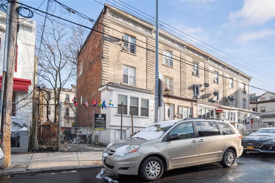 2346 Aqueduct Ave, Bronx, NY for sale - Primary Photo - Image 1 of 1