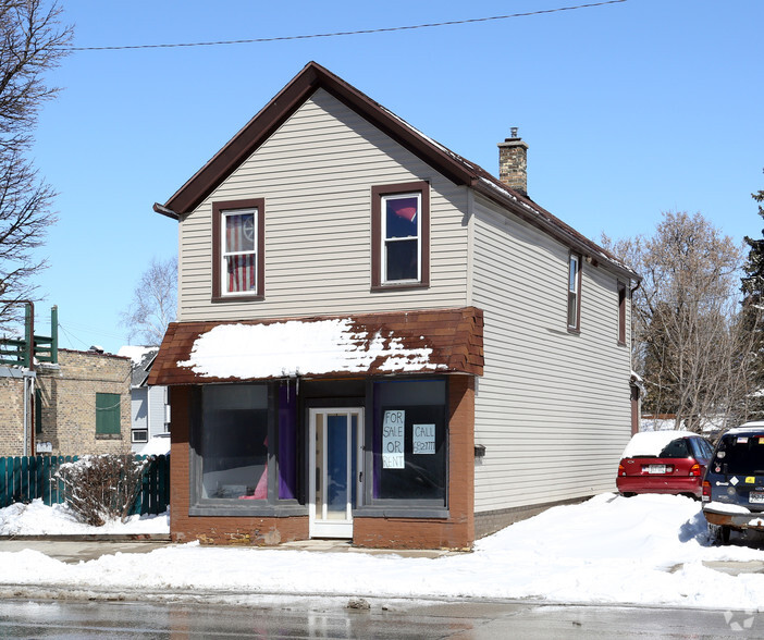 1416 Washington St, Manitowoc, WI for sale - Primary Photo - Image 1 of 1