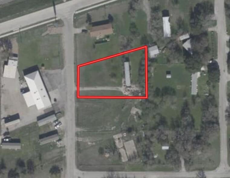 203 Newell Dr, Hudson Oaks, TX for sale - Building Photo - Image 2 of 2