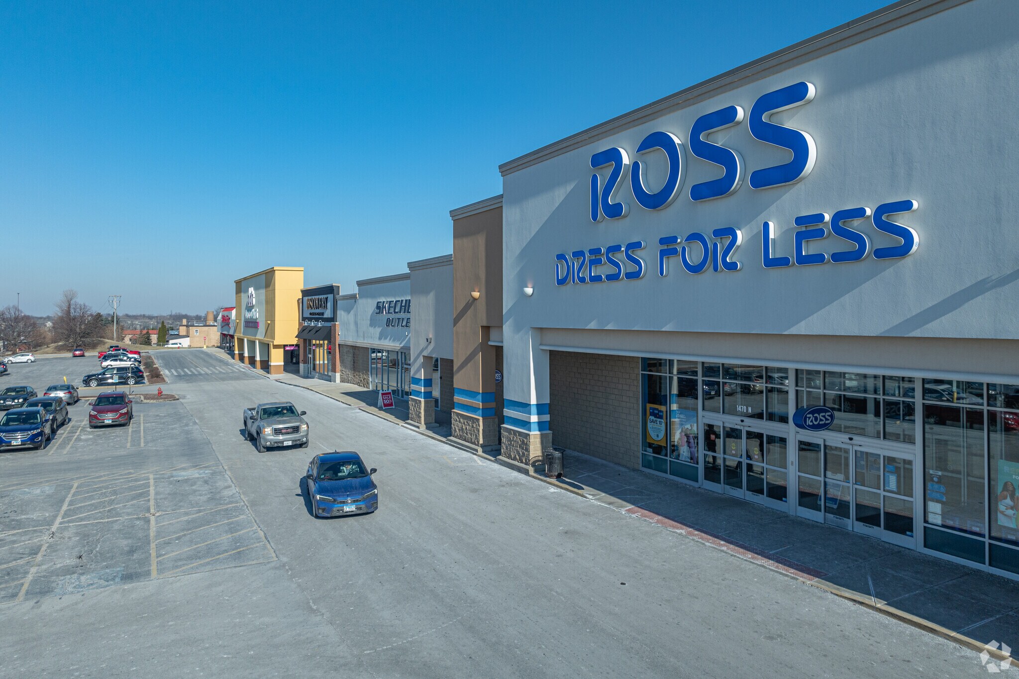 1300-1520 N Larkin Ave, Joliet, IL for lease Primary Photo- Image 1 of 6