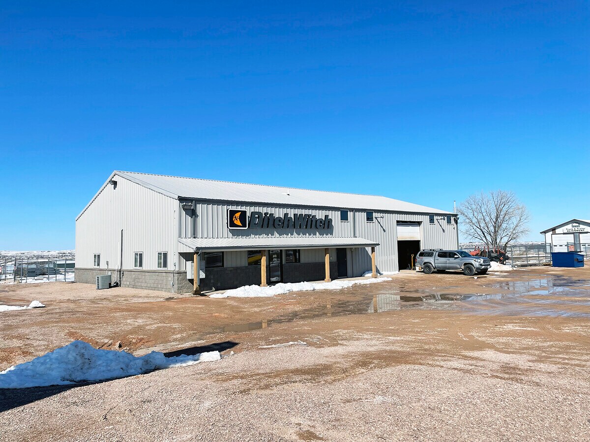 2108 N Elk Vale Rd, Rapid City, SD 57701