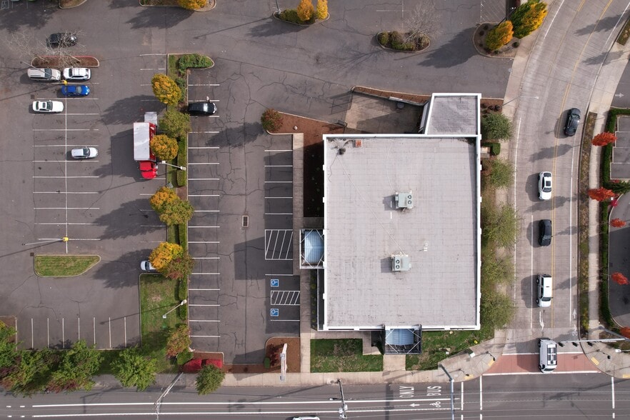 10800 SE 82nd Ave, Happy Valley, OR for sale - Building Photo - Image 3 of 16