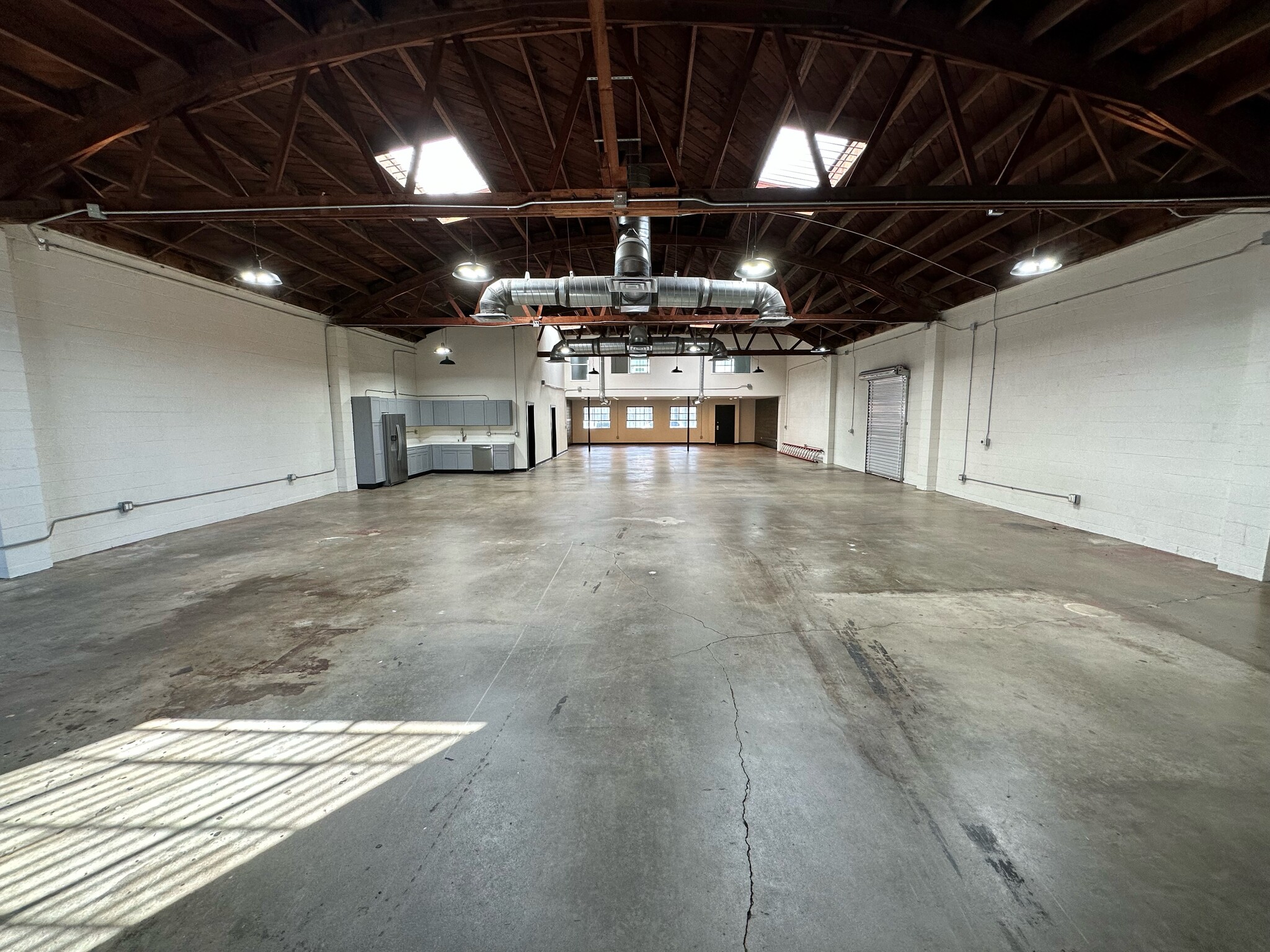 4116 W Jefferson Blvd, Los Angeles, CA for lease Interior Photo- Image 1 of 29