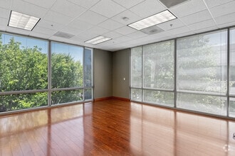 31111 Agoura Rd, Westlake Village, CA for lease Interior Photo- Image 2 of 7