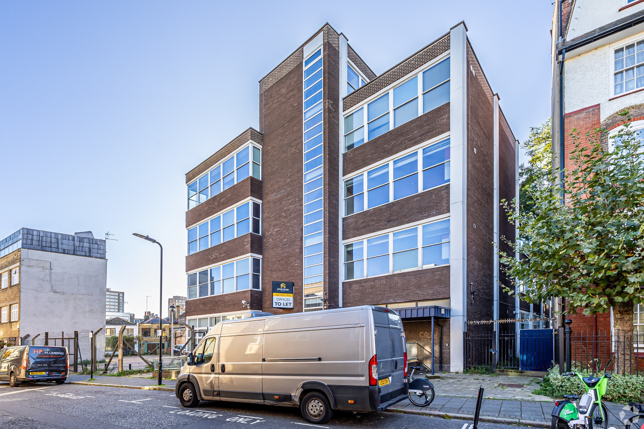 17 Sylvester Rd, London for sale Primary Photo- Image 1 of 1