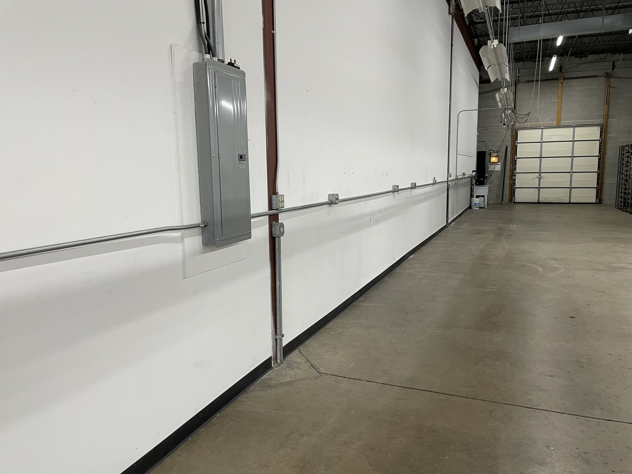 8120 River Dr, Morton Grove, IL for lease Interior Photo- Image 1 of 15