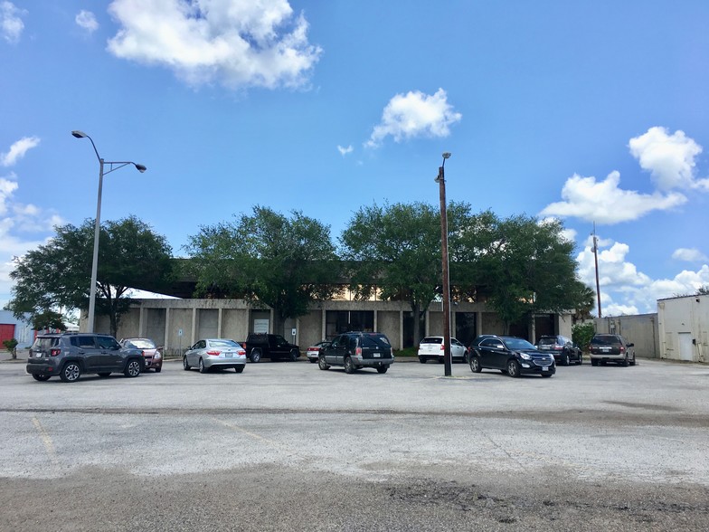 422 E Avenue B, Robstown, TX for lease - Other - Image 3 of 33