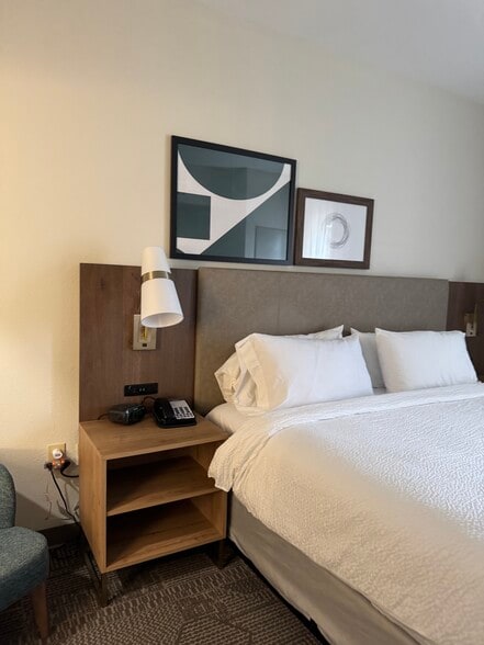 11101 Fountain Lake Dr, Stafford, TX for sale - Building Photo - Image 3 of 12