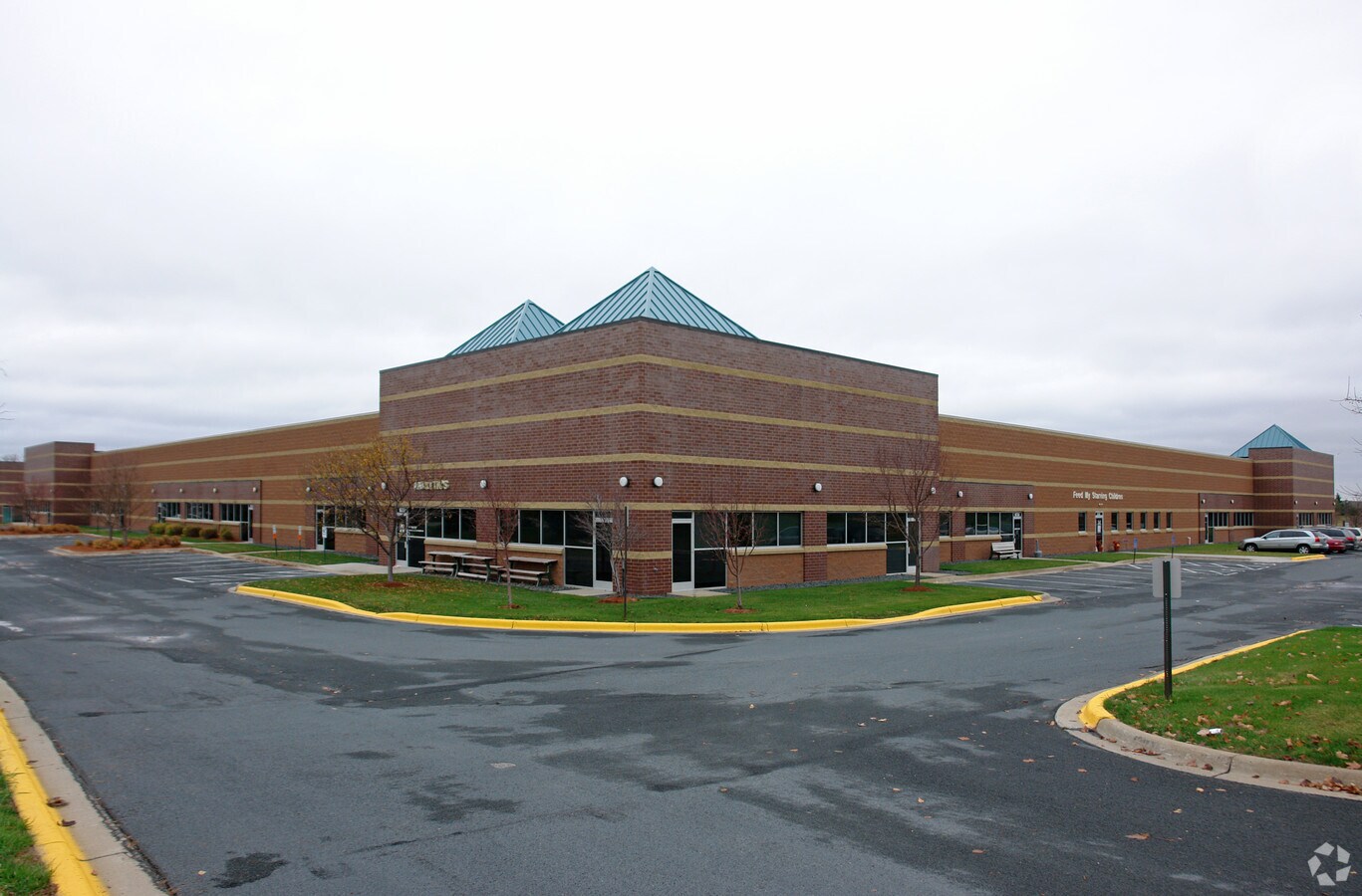 1872018770 Lake Dr E, Chanhassen, MN 55317