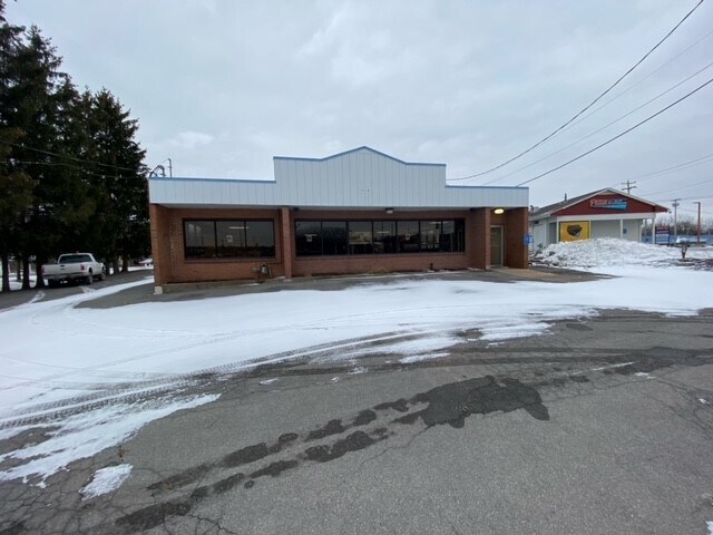 595 Main St, Oneida, NY for sale - Building Photo - Image 1 of 1