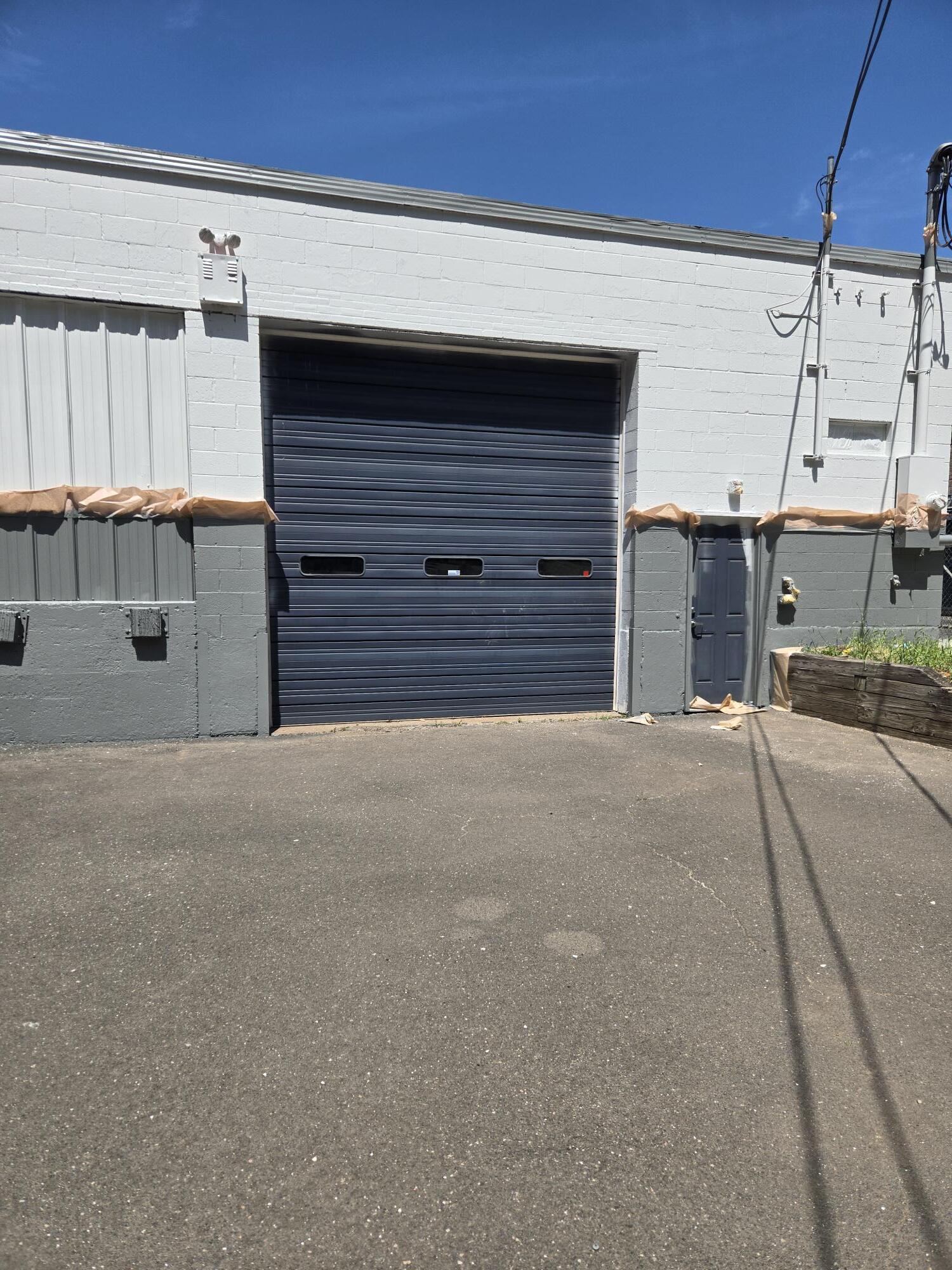 410-428 Ellington Rd, South Windsor, CT for lease Interior Photo- Image 1 of 5