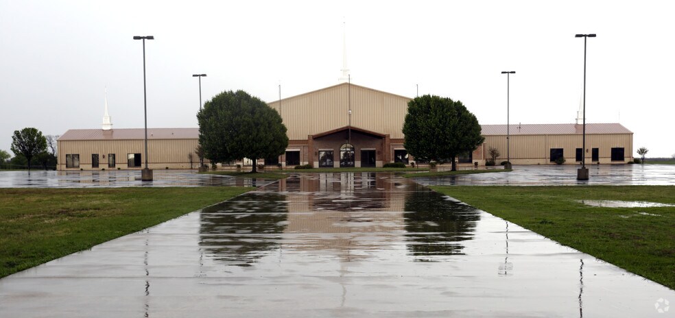 11010 Highway 377, Pilot Point, TX for sale - Primary Photo - Image 1 of 1