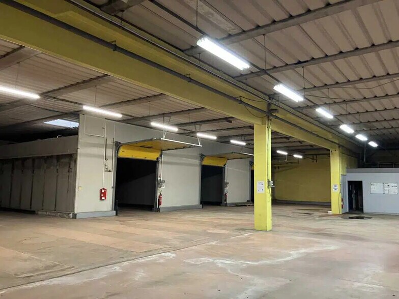 101 Allée De La Muscatelle, Aubagne for lease - Interior Photo - Image 1 of 6