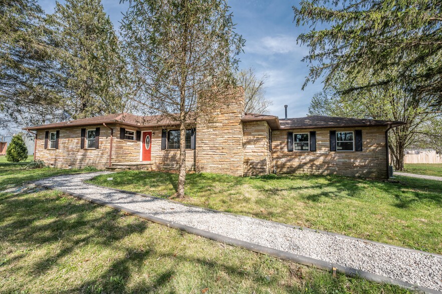 4875 S York Hwy, Jamestown, TN for sale - Primary Photo - Image 1 of 1