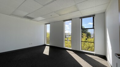 1650 S Amphlett Blvd, San Mateo, CA for lease Interior Photo- Image 2 of 5