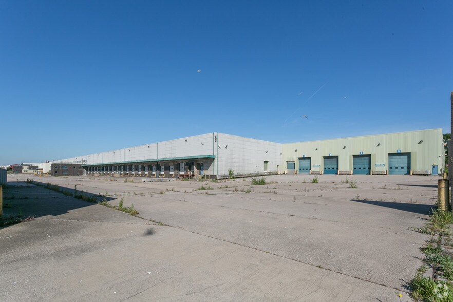 Cribbs Causeway, Bristol, BS10 7TL