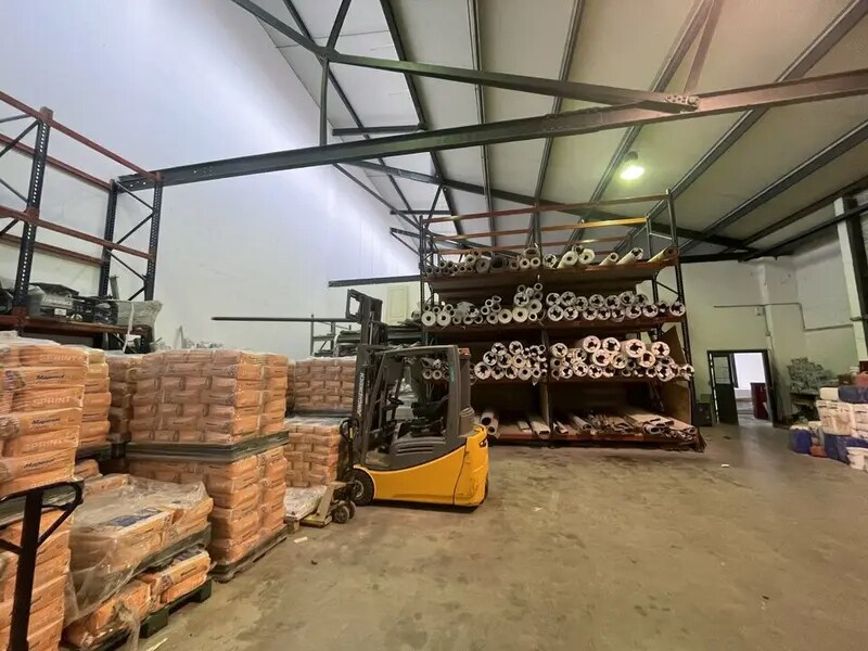 2-4 Rue Charles Christofle, Saint-Denis for lease Interior Photo- Image 1 of 5