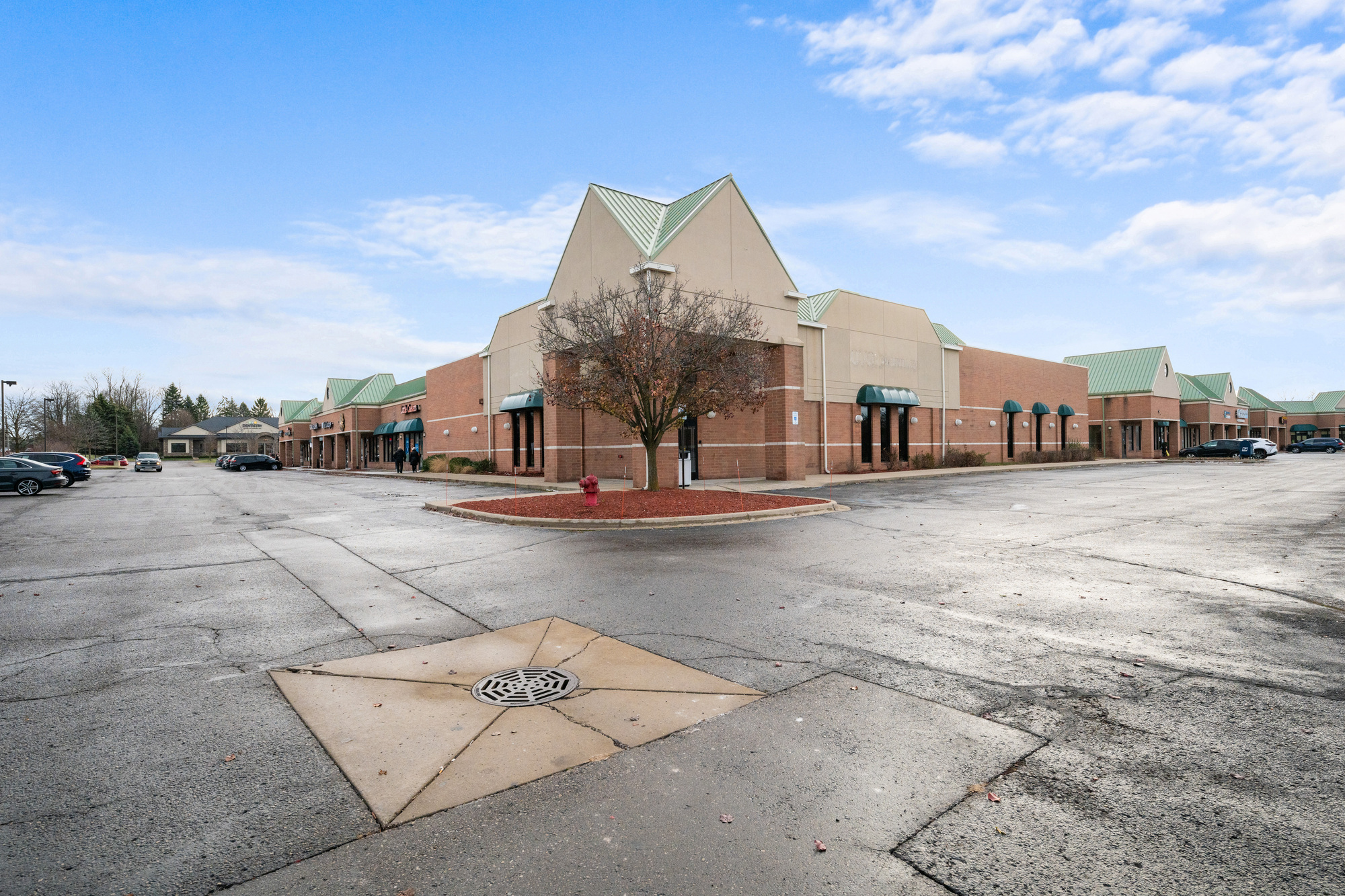 42191 W 14 Mile Rd, Novi, MI for sale Building Photo- Image 1 of 7