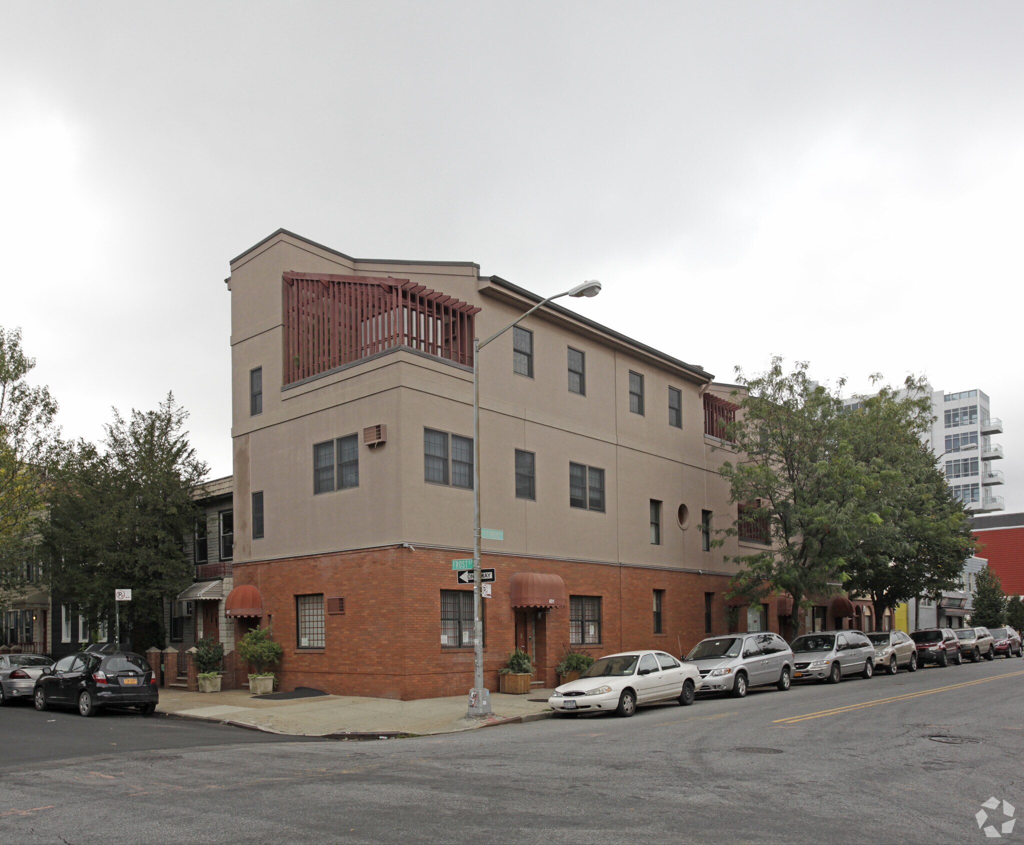 691-693 Lorimer St, Brooklyn, NY for sale Primary Photo- Image 1 of 1